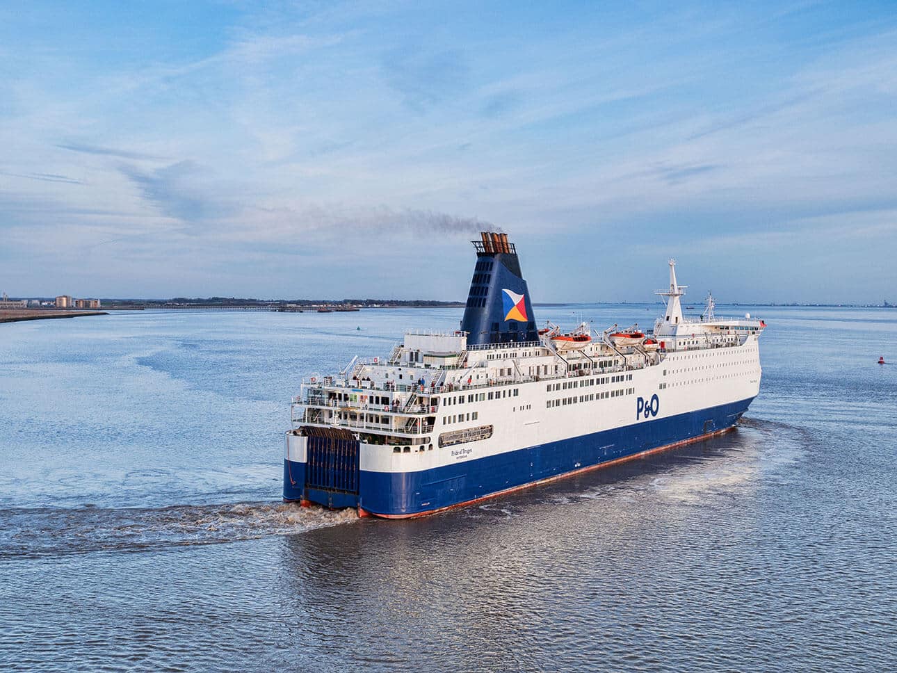 Union claims P&O Ferries pay replacement workers less than £2 an hour